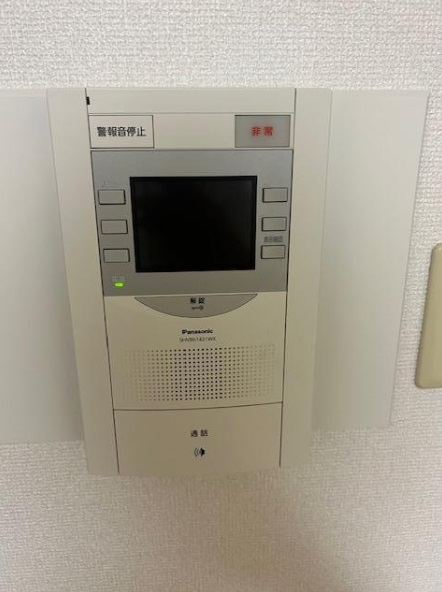 セキュリティ　※同建物の別のお部屋の写真です。