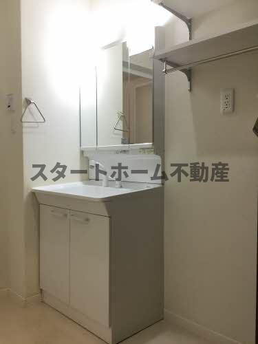 洗面設備　忙しい朝には欠かせない洗面所です