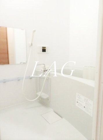 バス・シャワールーム　お風呂です。