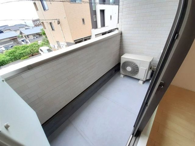 バルコニー　落ち着いた時間を過ごせるバルコニーです
