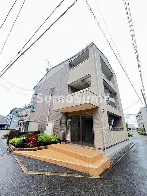 建物外観　落ち着いた雰囲気の外観です