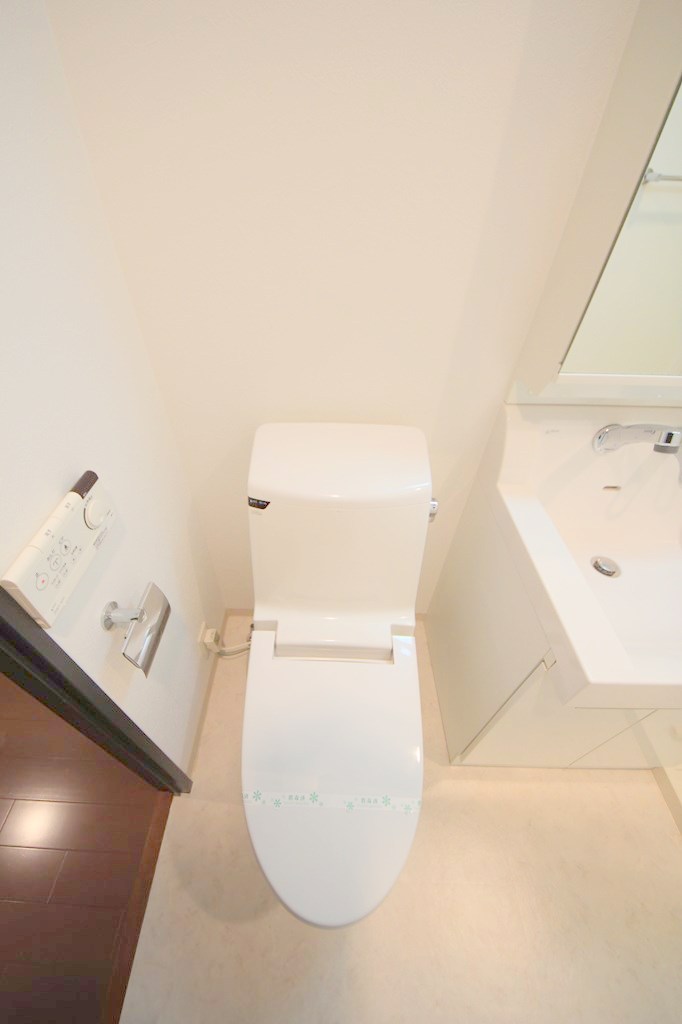 トイレ　La Douceur中之島