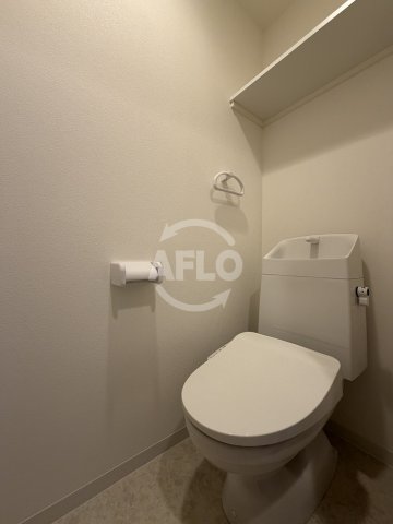 トイレ　Alivis新町　トイレ前