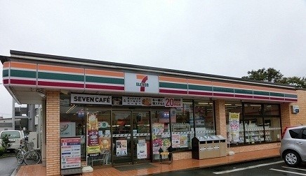 コンビニ　セブンイレブン上鶴間本町6丁目（コンビニ）まで350m