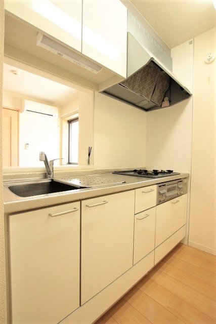 キッチン　同物件別号室