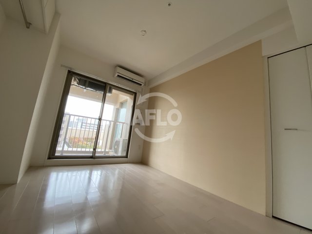 居室・リビング　SERENiTE本町reflet（セレニテ本町ルフレ）　洋室