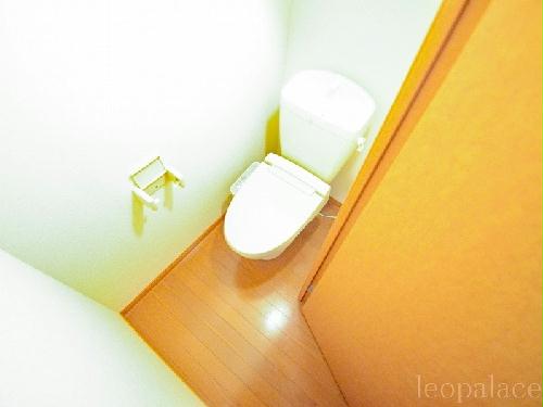 トイレ　設備仕様は号室により異なる為、現況を優先します。