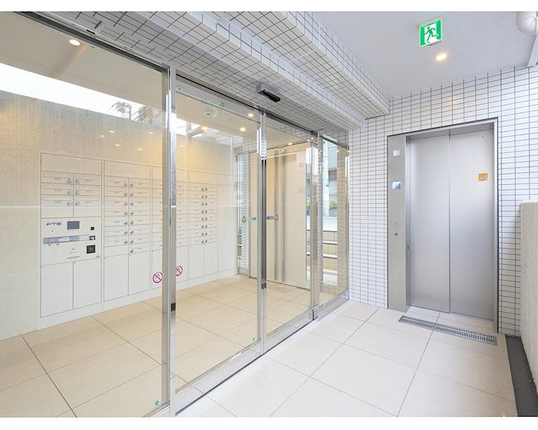 エントランス　エントランス