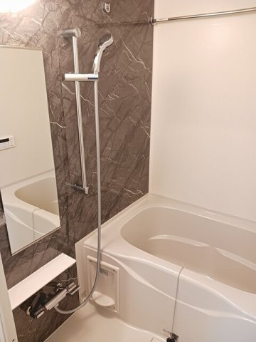 バス・シャワールーム　日々の暮らしに欠かせないお風呂です