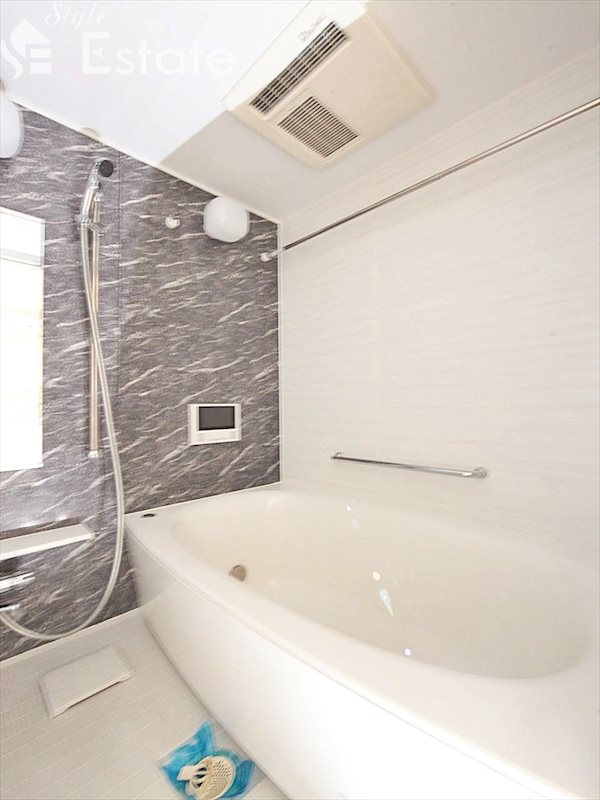 バス・シャワールーム　バスルーム　洋室TV付き