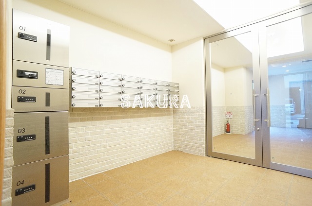 エントランス　管理の行き届いたエントランスです♪