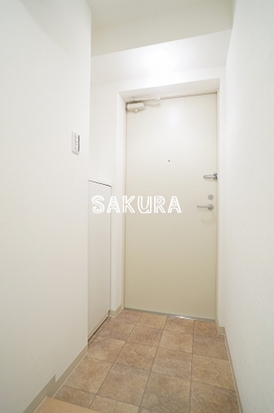 玄関　収納豊富なシューズボックスです♪