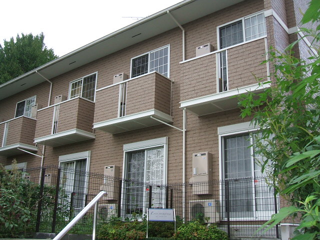 建物外観　閑静な住宅街。日当たり良好です！