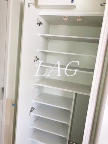 収納　シューズボックスです。