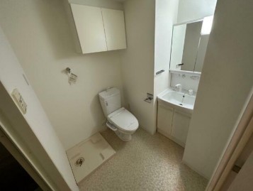 その他設備　室内洗濯機置き場。