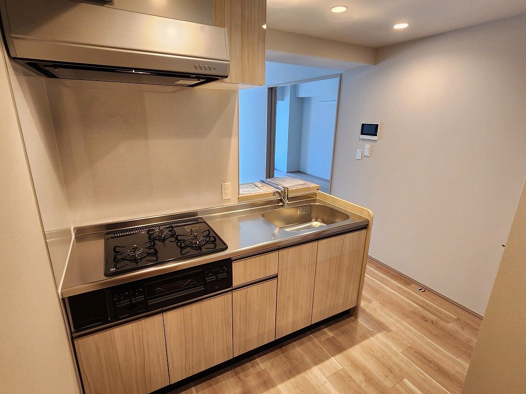 キッチン　３口システムキッチン