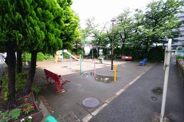 公園　萩中南児童公園（公園）まで116m