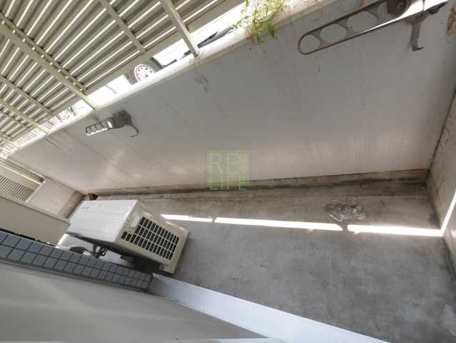 バルコニー　別部屋の画像になります。