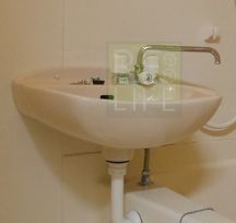 洗面設備　別部屋の画像になります。