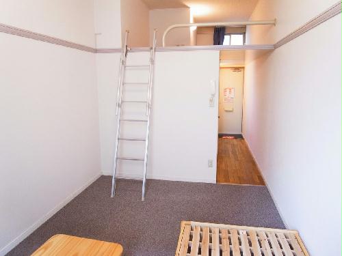 居室・リビング　2F（家具家電付きの場合）