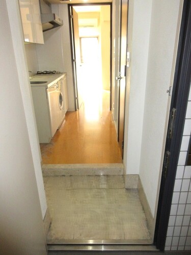 玄関　玄関　※前回募集時2019年1月の写真