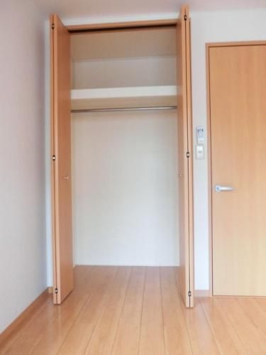 収納　（別タイプ参考写真）グレイシス東池袋C棟　豊島区東池袋２