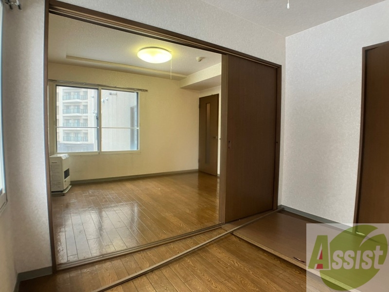 その他部屋・スペース　寝室は建具で仕切られているので、寝室の空間を作れますね！