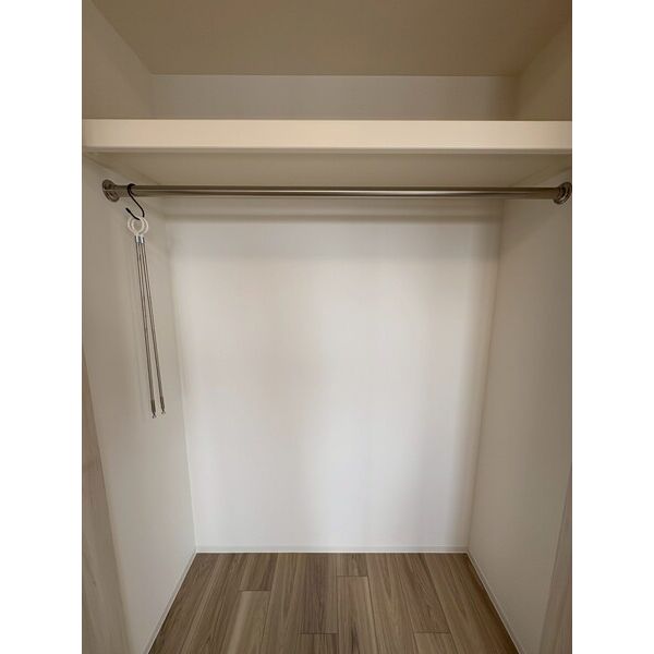 収納　※別部屋の参考写真、現況優先※