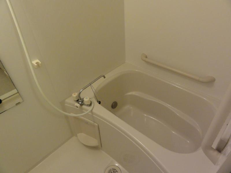 バス・シャワールーム　バスルーム