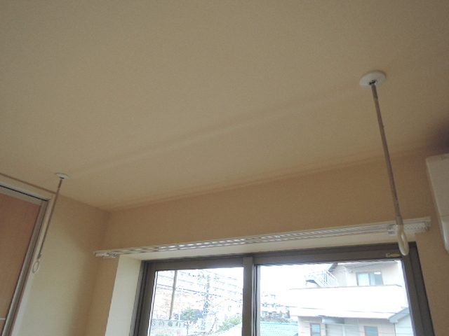 その他　雨の日に便利な室内物干フック