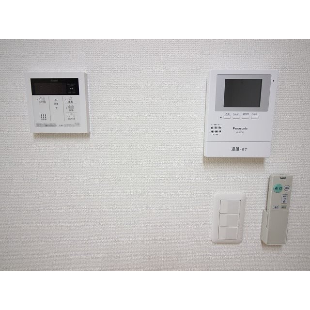 セキュリティ　同建物の別部屋の写真です。