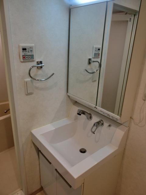 洗面設備　★独立洗面台★