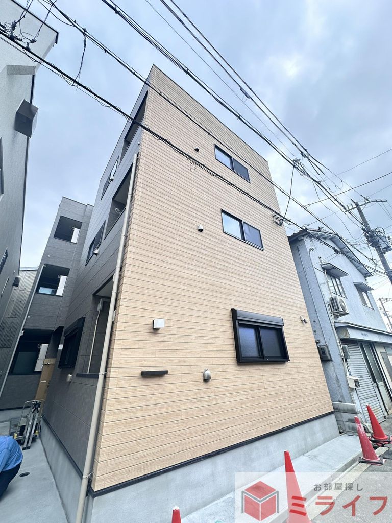 建物外観　ワンフロア2部屋の人気デザイナーズ♪