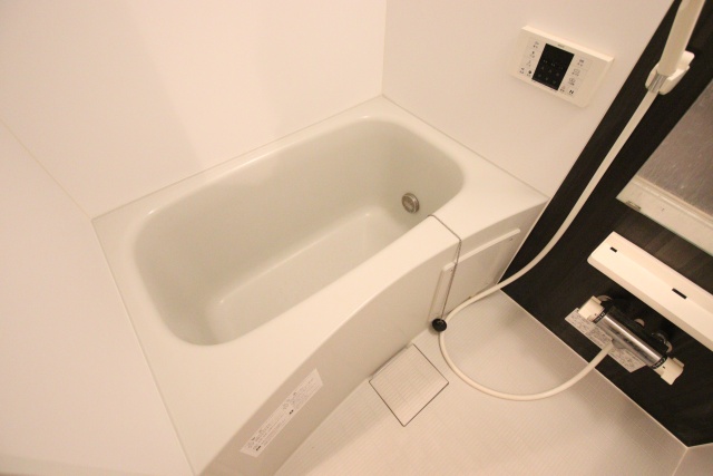 バス・シャワールーム　※別室の参考写真の為、現況優先です。