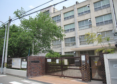小学校　大阪市立下新庄小学校（小学校）まで1522m