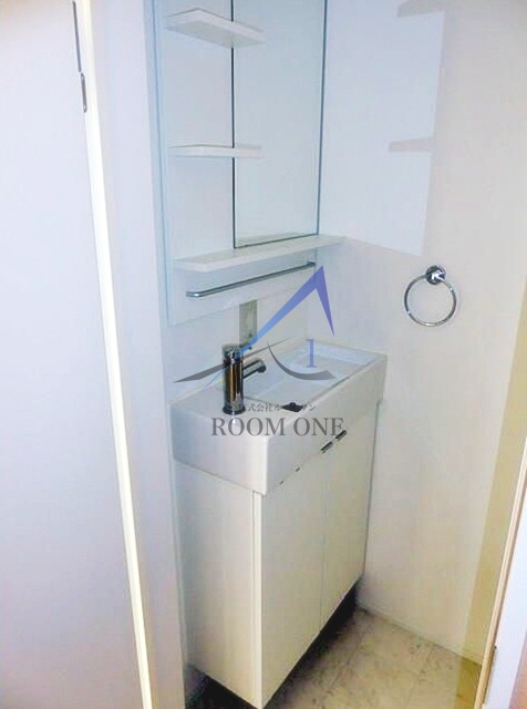 洗面設備　洗面台です。