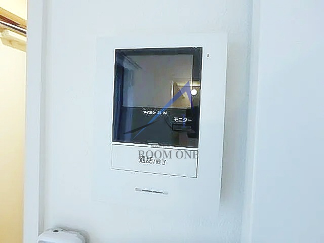 セキュリティ　モニター付きインターホンです。
