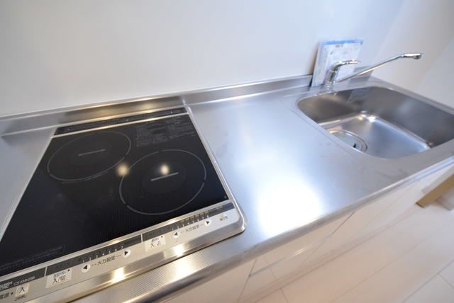 キッチン　★２口ＩＨ付きのシステムキッチンです★