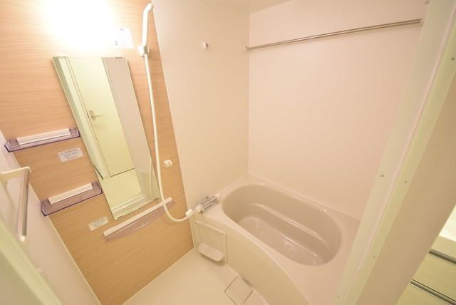 バス・シャワールーム　★人気のバス・トイレ別です★