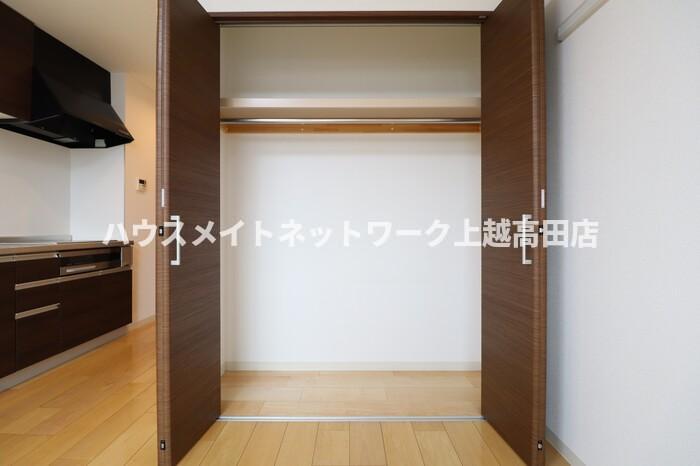 収納　クローゼット