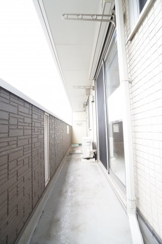 バルコニー　※同物件・同タイプの写真です。