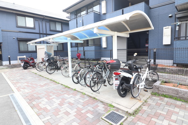 その他共有部分　屋根付き駐輪場