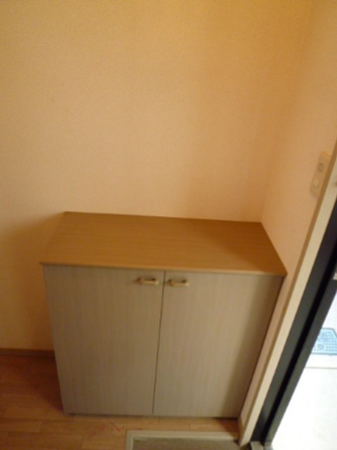 収納　別室参照