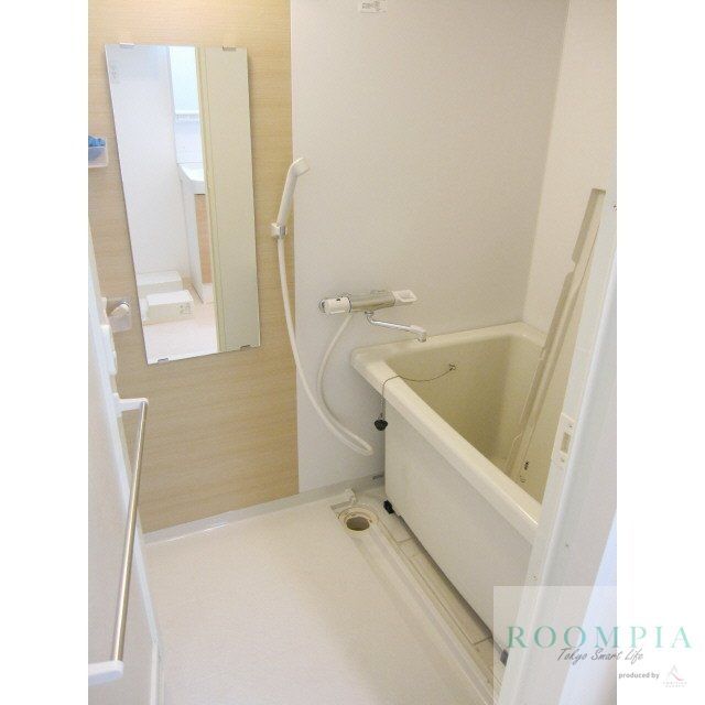 バス・シャワールーム　バス