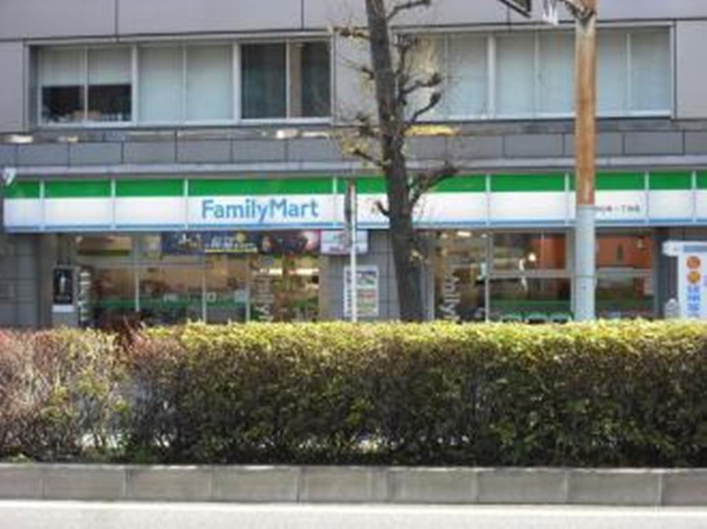 コンビニ　ファミリーマート 芝二丁目店（コンビニ）まで500m