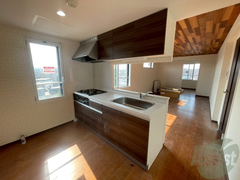 キッチン　システムキッチンなので、すぐお料理に使えます！