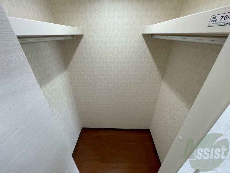 収納　収納もバッチリあるのでお部屋が片付きますよ！