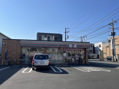 コンビニ　セブンイレブン 千葉穴川2丁目店（コンビニ）まで84m