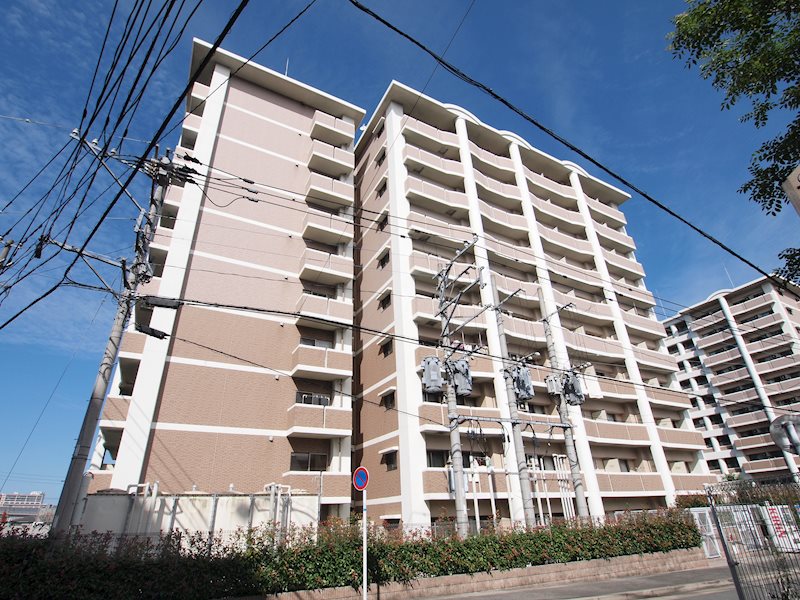 建物外観　モノレール片野徒歩圏内。トライアル側で住み心地GOOD。