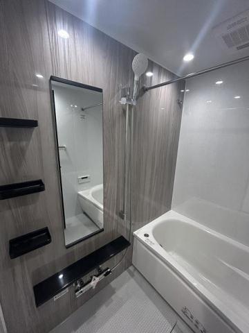 バス・シャワールーム　※別部屋参考写真